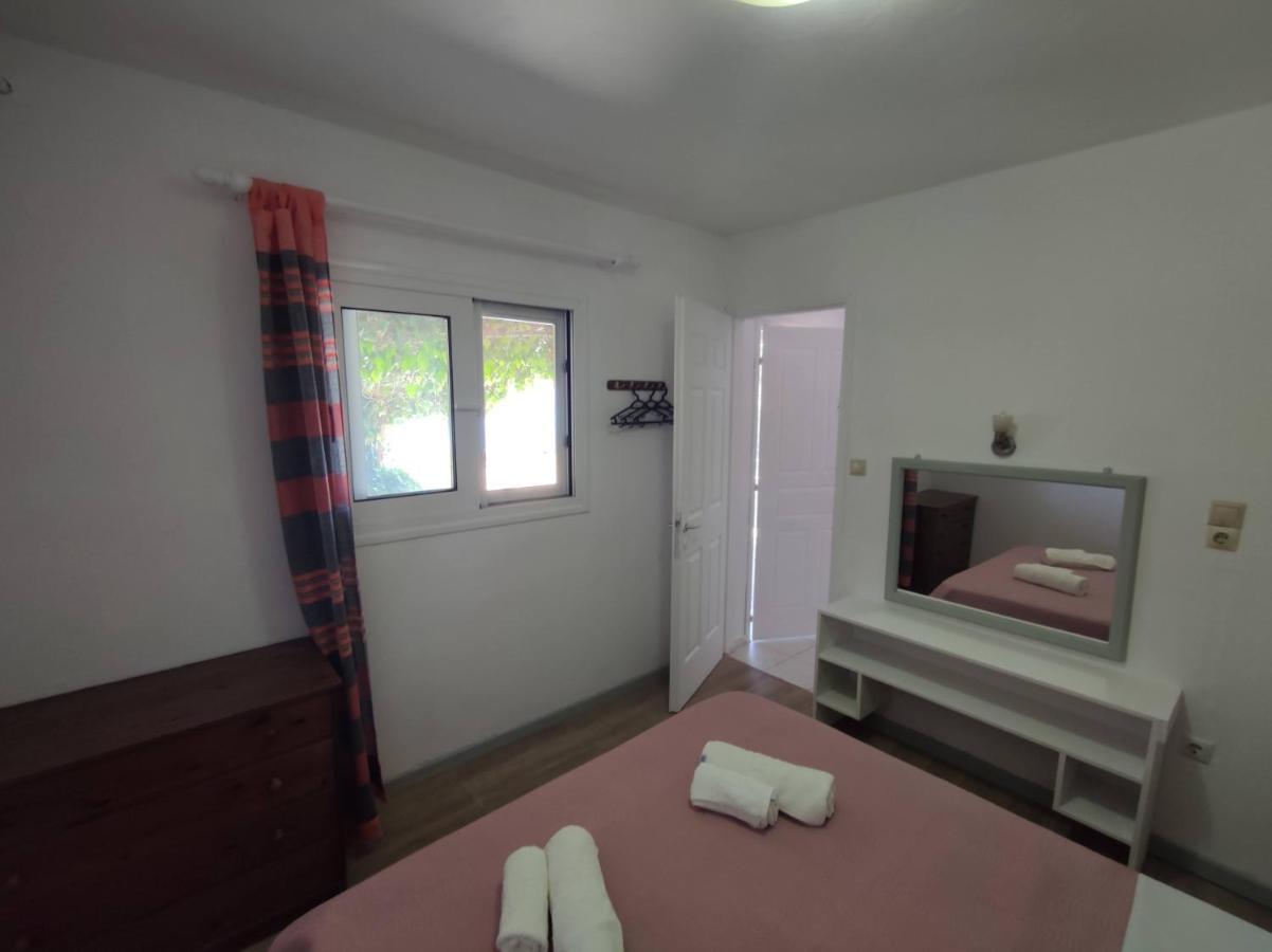 Studio Tasos Apartment Гайос Екстериор снимка