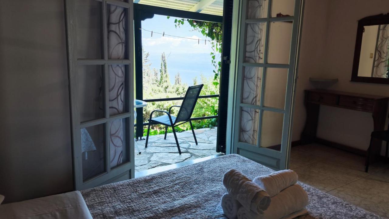 Studio Tasos Apartment Гайос Екстериор снимка