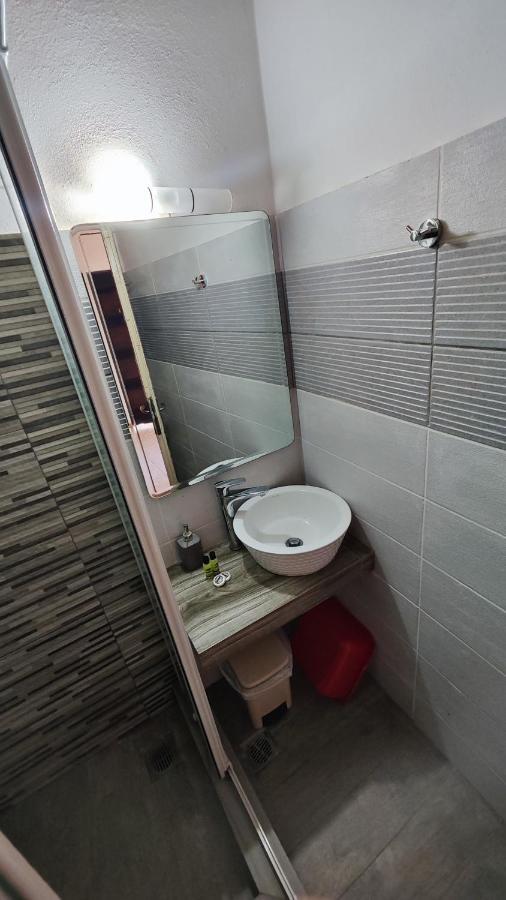 Studio Tasos Apartment Гайос Екстериор снимка